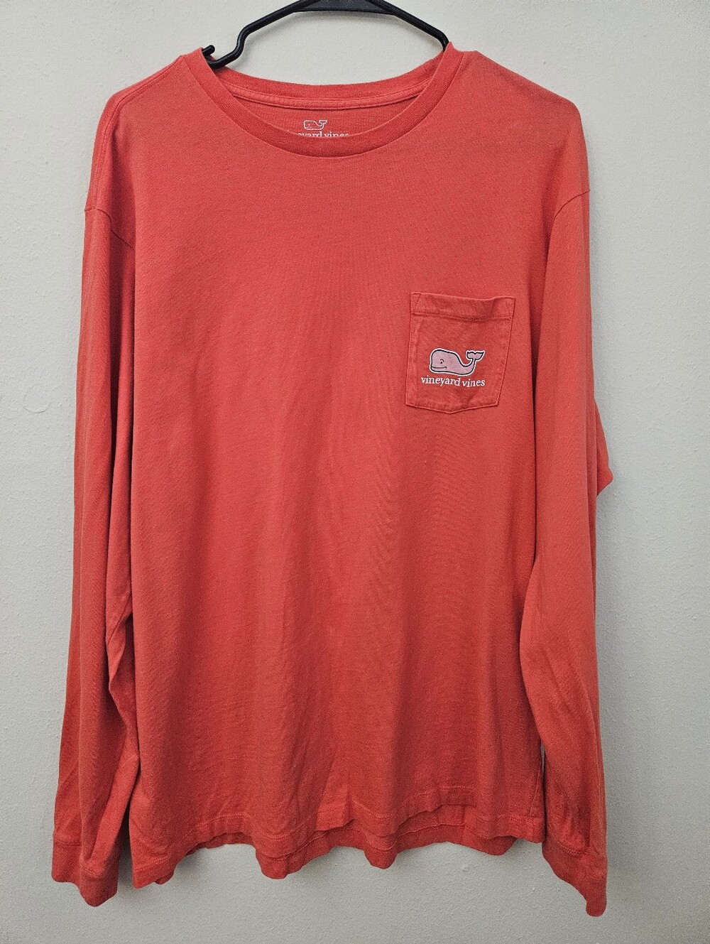 Vineyard Vines Men’s Long-Sleeve Pocket Tee — Coral Size L